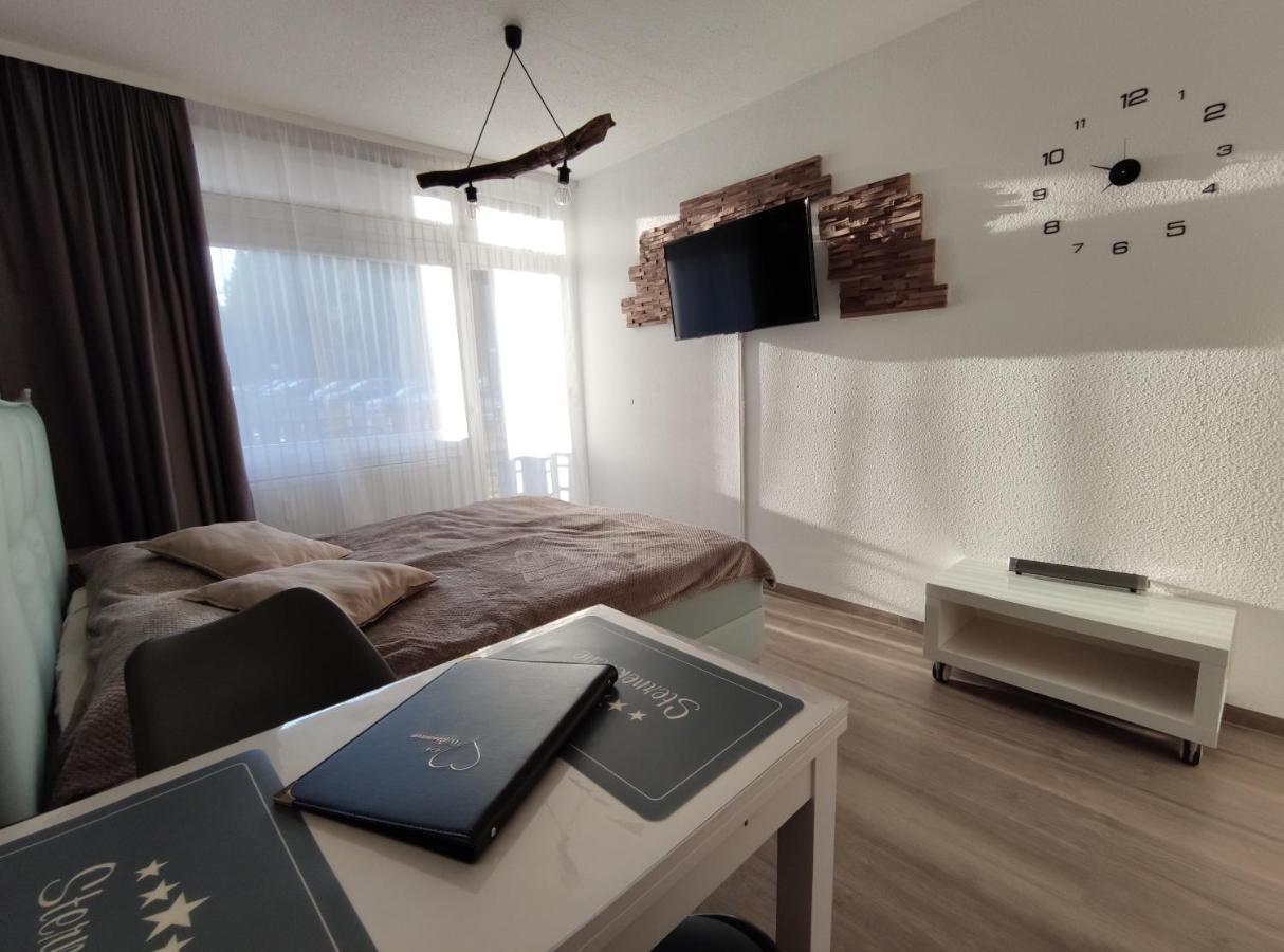 Studio 20Qm Mit Balkon Und Innenpool - 22010 Schluchsee Eksteriør bilde